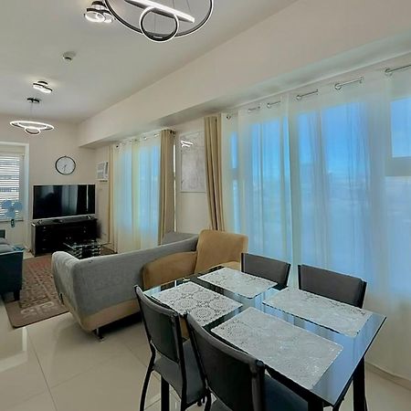 8 Adriatico Staycation Manila Luaran gambar