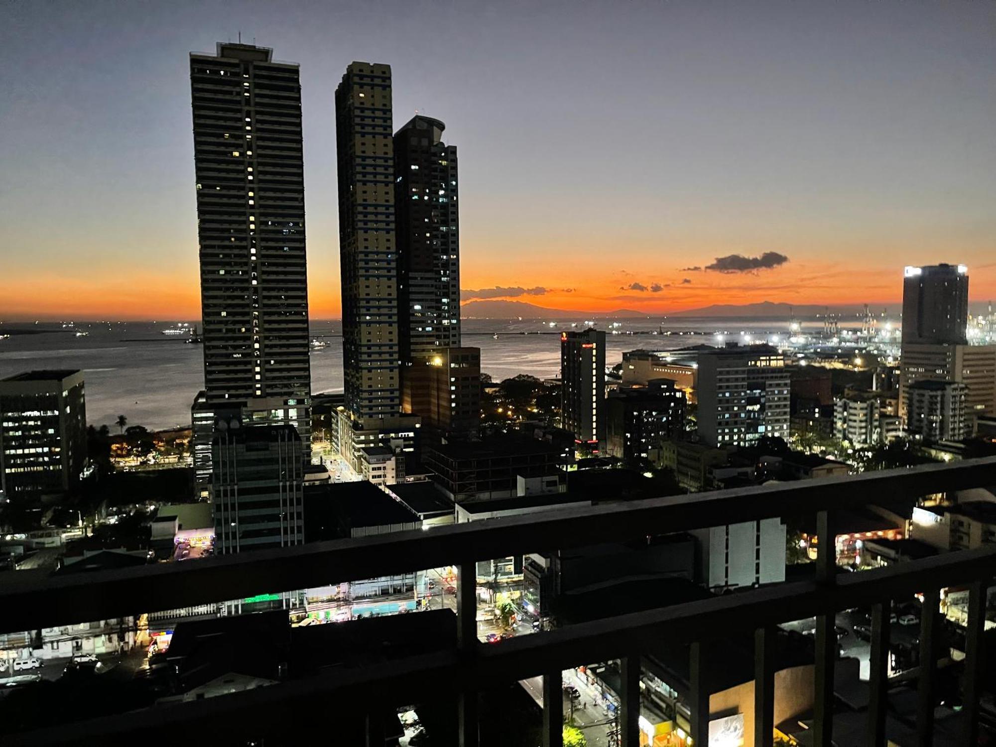 8 Adriatico Staycation Manila Luaran gambar